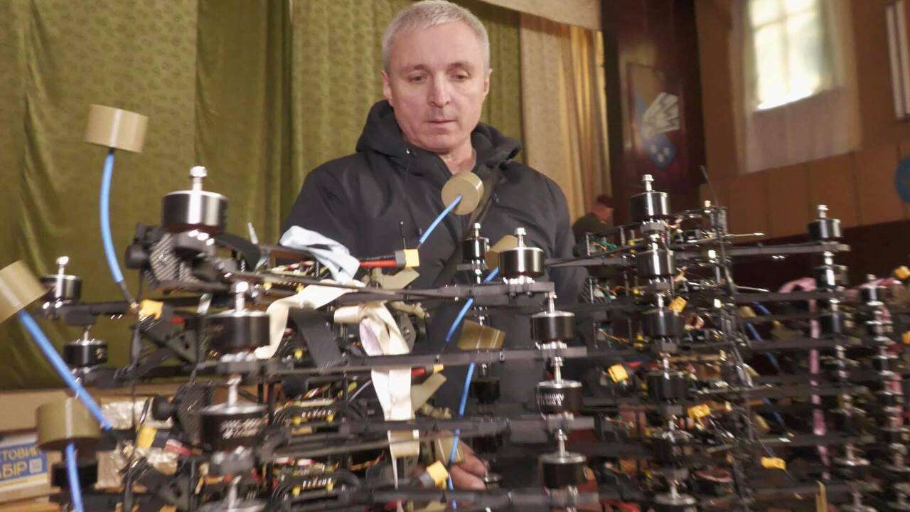 Дніпро передав 100 FPV-дронів 25-й окремій Січеславській повітрянодесантній бригаді