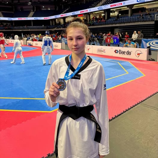 Спортсменка з Дніпра виборола «срібло» клубного чемпіонату Європи з тхеквондо