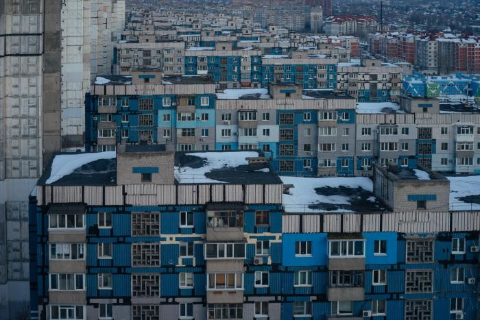 Натисни щоб дізнатись більше про: У Дніпрі через прорив труби жителі в кількох мікрорайонах залишились без води