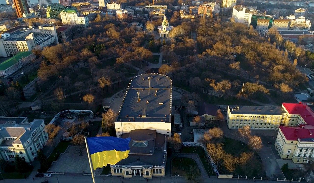 Натисни щоб дізнатись більше про: У Дніпрі ремонтуватимуть трамвайну лінію, яка проходить навколо Соборної площі