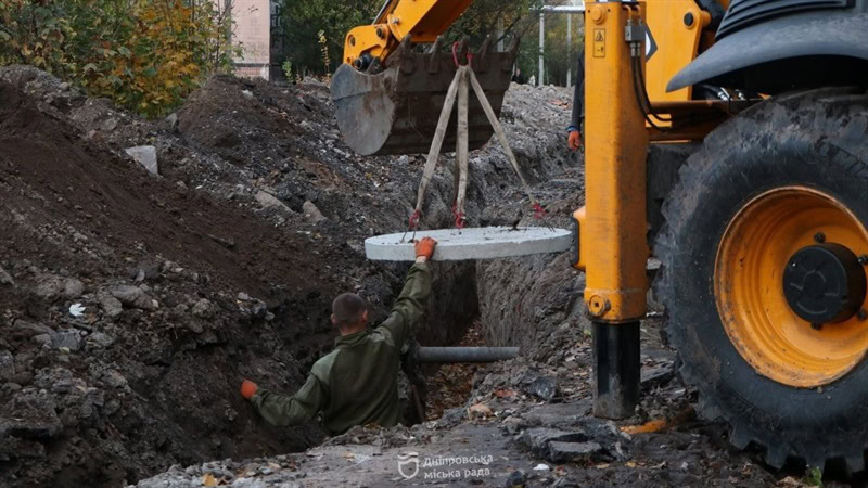 Натисни щоб дізнатись більше про: У Дніпрі біля Донецького шосе збираються ремонтувати колектор за 23 млн грн