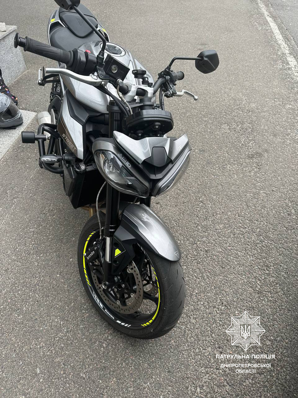 У Дніпрі виявили мотоцикл Triumph, який перебував у розшуку Інтерполу