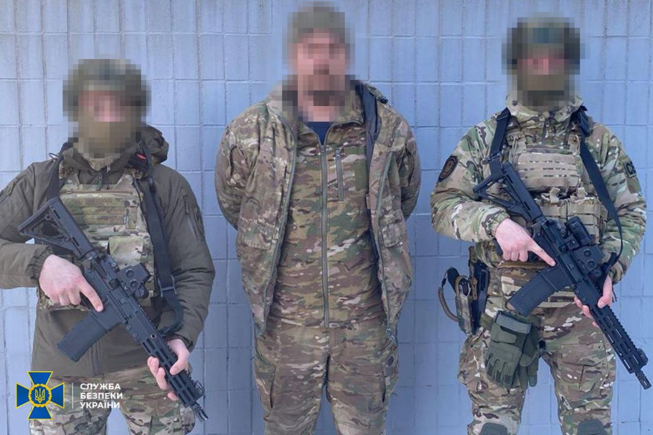 У Дніпрі затримали військового і його дружину, яких підозрюють у підготовці терактів
