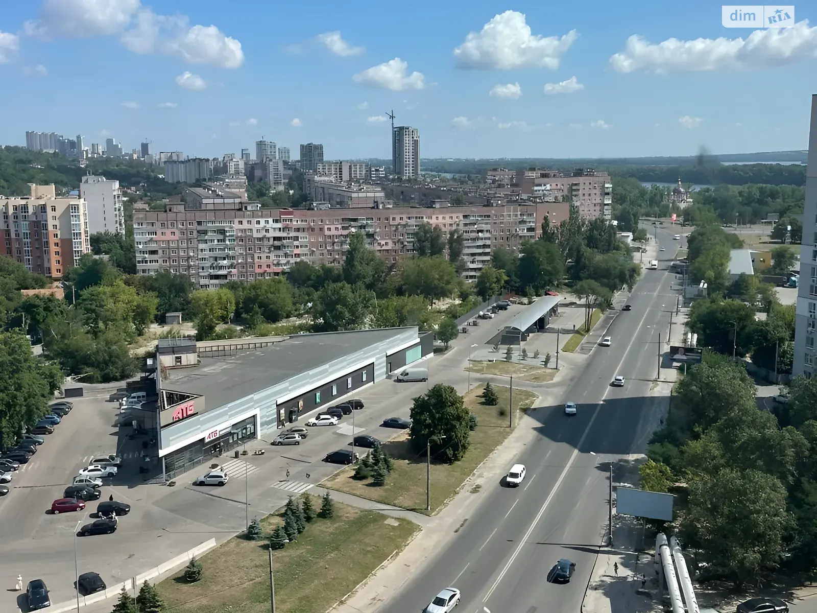 Натисни щоб дізнатись більше про: У Дніпрі на Космічній облаштують колесовідбійний брус