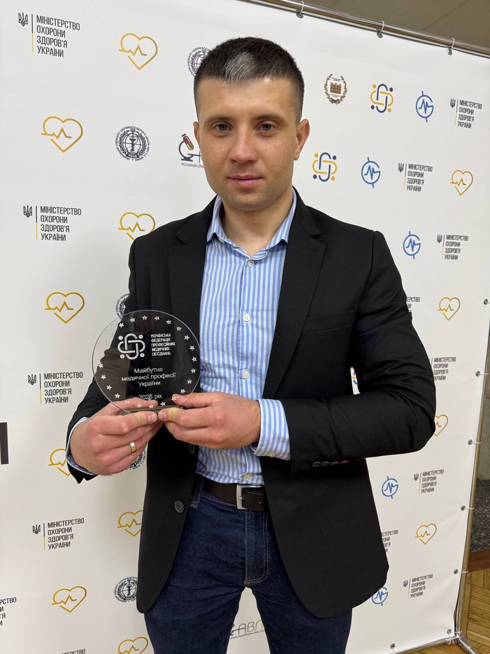 Парамедик з Дніпра став одним з найкращих молодих медиків України