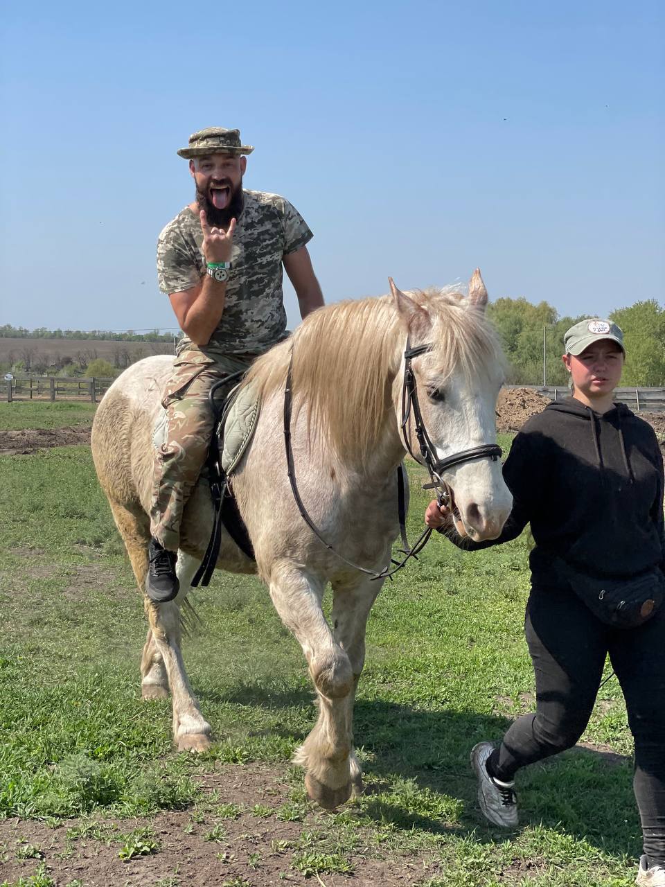 На Дніпровщині сімʼї ветеранів протягом трьох днів занурювались у сільське господарство