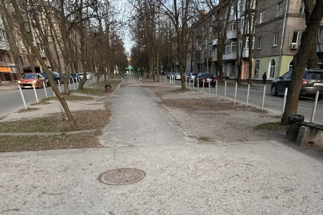 Натисни щоб дізнатись більше про: У Дніпрі на місяць планують перекрити проїзд вулицею Котенка