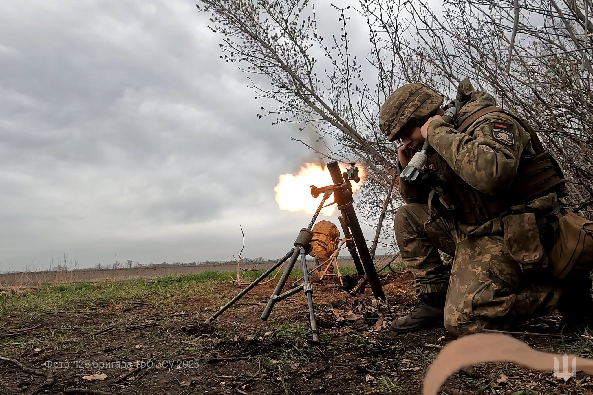 Натисни щоб дізнатись більше про: Дніпровський тренер з легкої атлетики, який пішов на фронт, вижив після удару КАБу