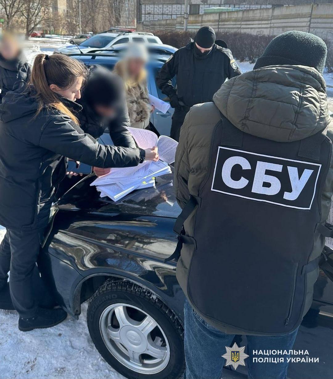 У Кам’янському шахраї видурили у родичів зниклих військових майже 3 мільйони гривень