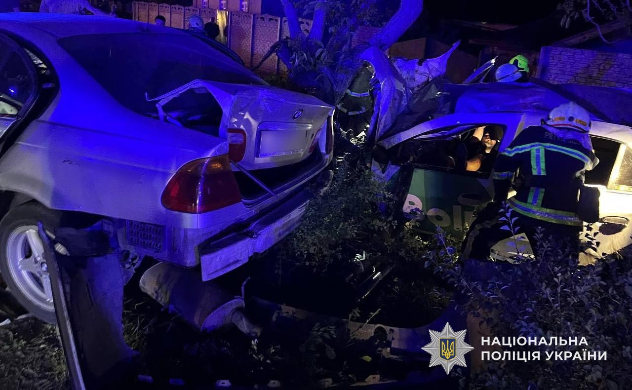 На Дніпровщині п’ятеро людей постраждали в ДТП за участі 16-річного водія