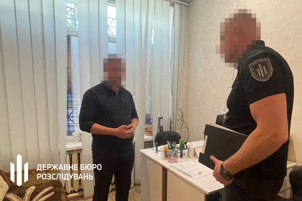 У Дніпрі військового підозрюють у незаконному «списанні» 17 чоловіків з обліку