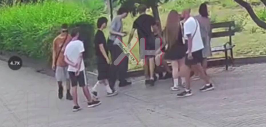 У Самарі троє підлітків побили чоловіка