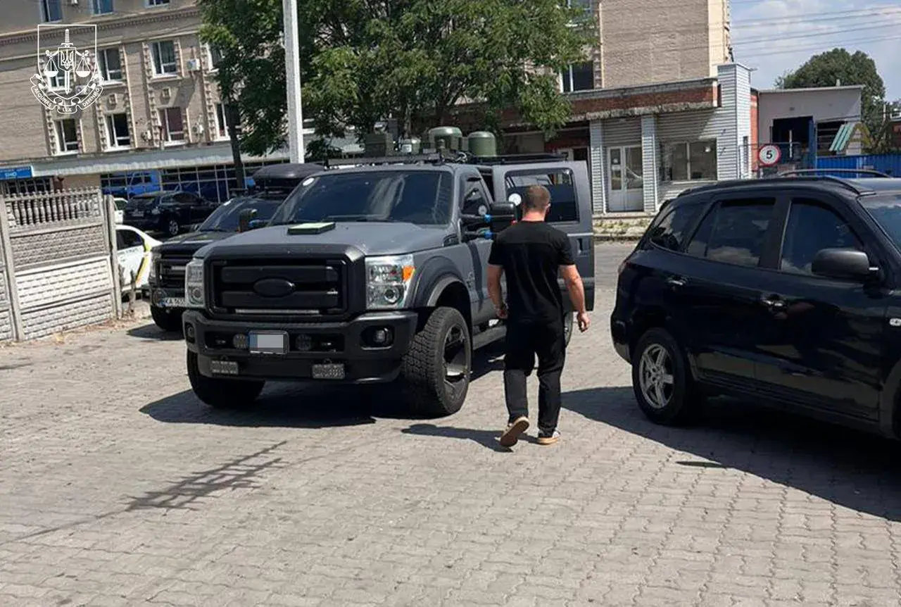 На Дніпровщині викрили мережу псевдоброкерів, які виманювали гроші через фейкові кол-центри