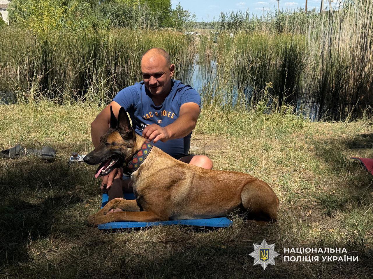 У Дніпрі для поранених захисників провели йогу з песиками