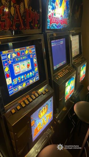 Депутат з Дніпровщини організував мережу підпільних казино