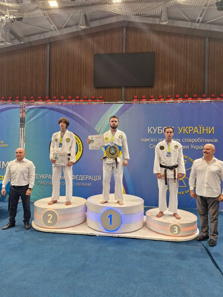 Дніпровські спортсмени вибороли 17 медалей на Кубку України з рукопашного бою