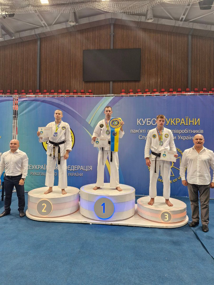 Дніпровські спортсмени вибороли 17 медалей на Кубку України з рукопашного бою