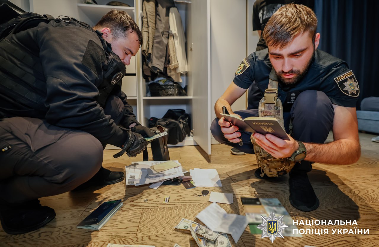 Дніпрянин ошукав європейців на 12 млн грн через кол-центри