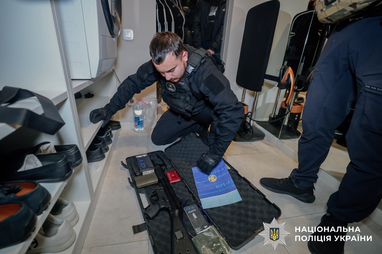 Дніпрянин ошукав європейців на 12 млн грн через кол-центри