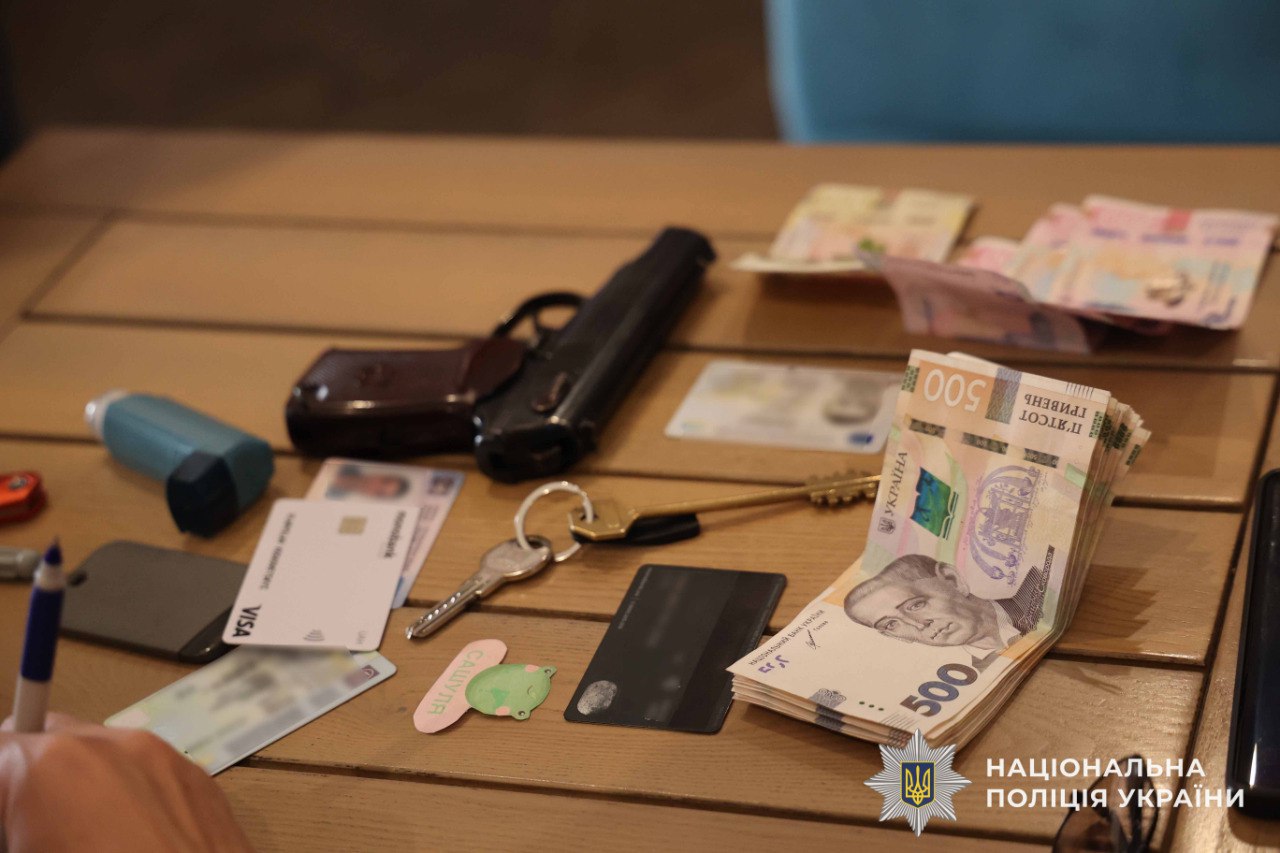 12 тис доларів за нелегальний перетин кордону: у Дніпрі затримали чоловіка