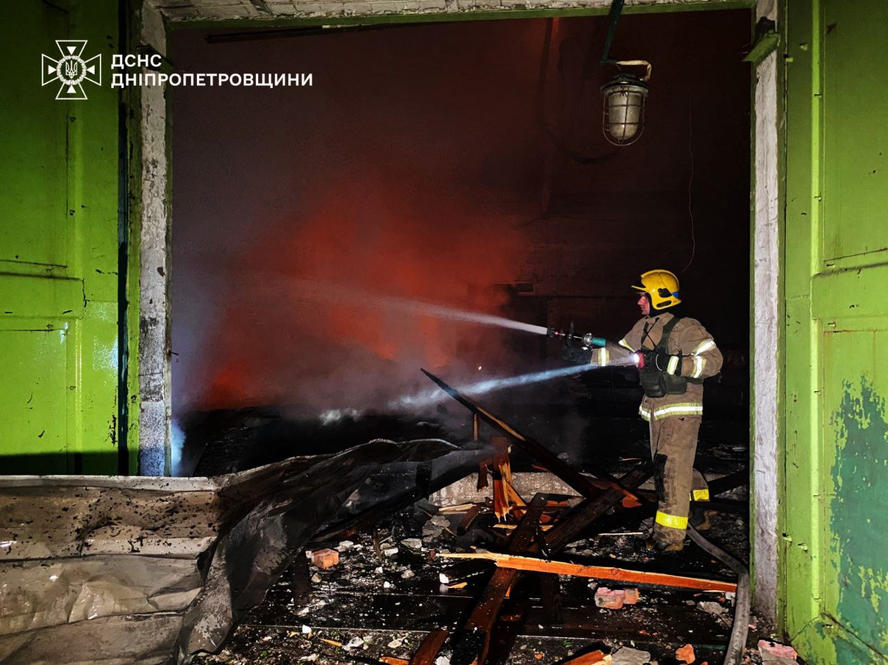 У Дніпрі спростували інформацію про хімічну небезпеку: як пройшла ніч у області