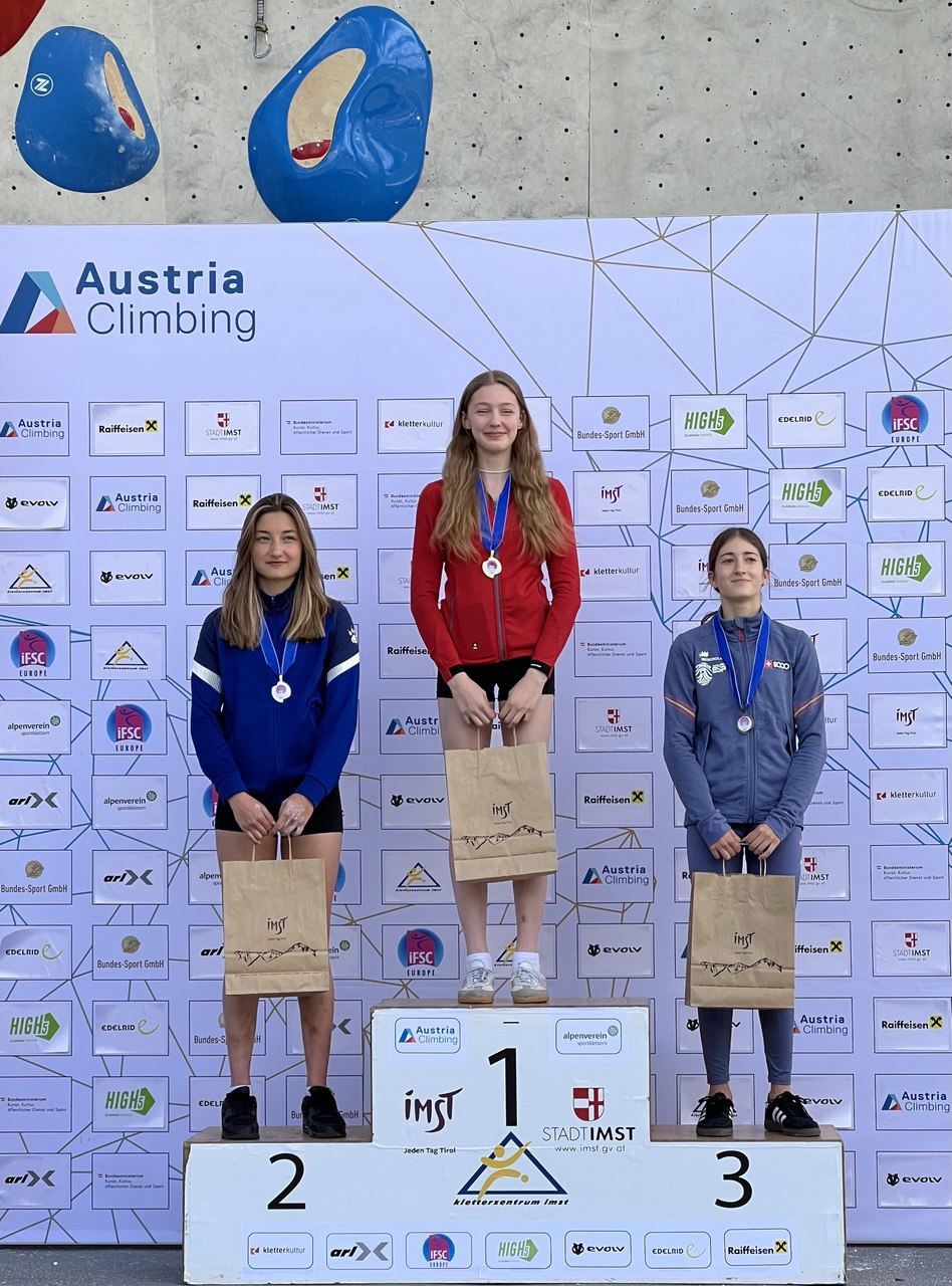 Дніпрянка Рафаель Казбекова здобула «срібло» на Кубку Європи зі скелелазіння