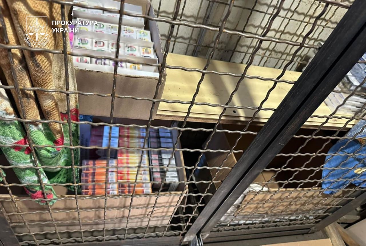 У Синельниківському районі вилучили понад 3 тисячі пачок підроблених цигарок