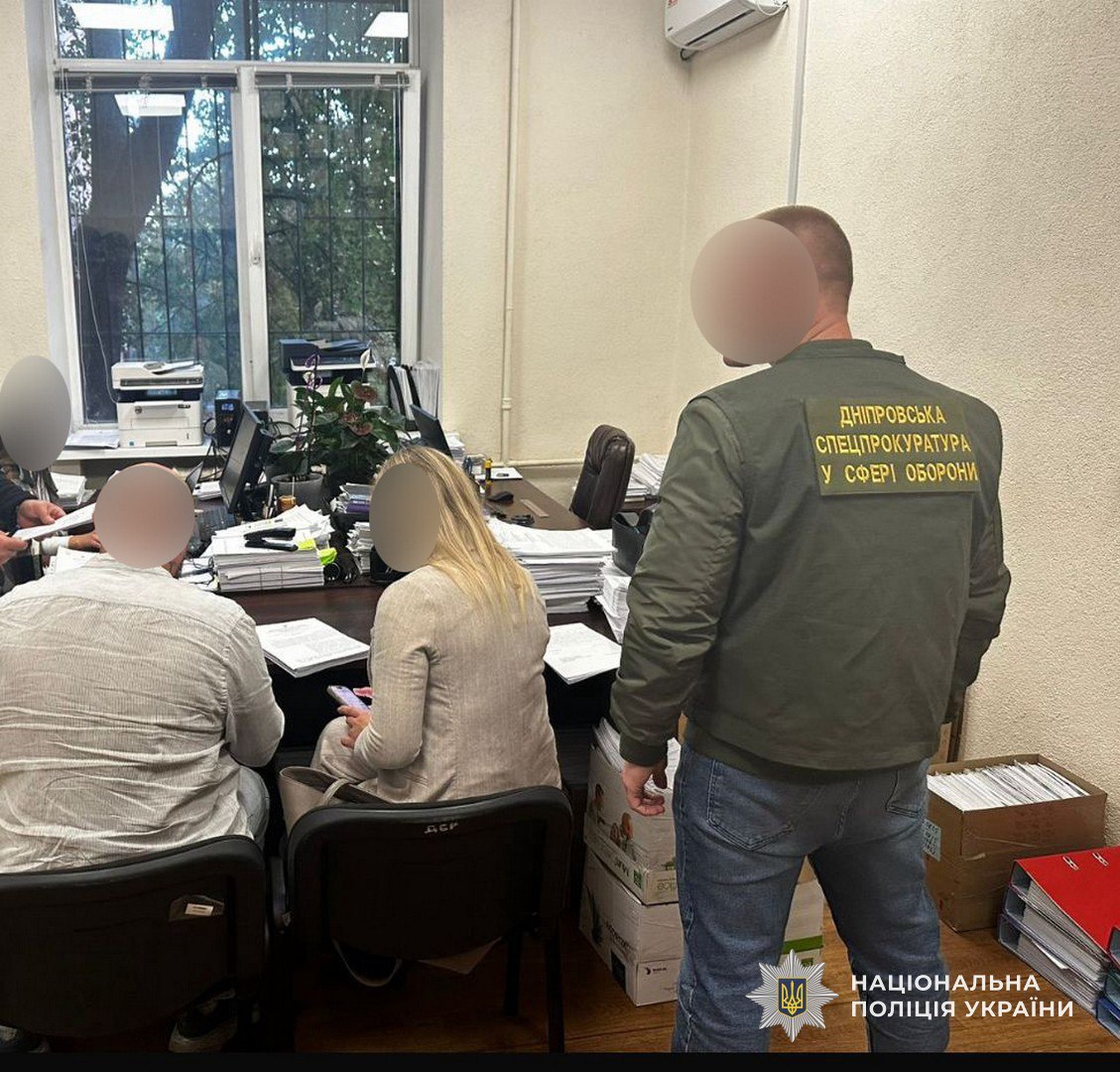 Посадовець на Дніпровщині «забув» задекларувати авто дружини за 3,3 млн грн