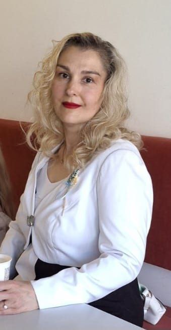 На Дніпровщині мати відстоює права сина з тяжким діагнозом