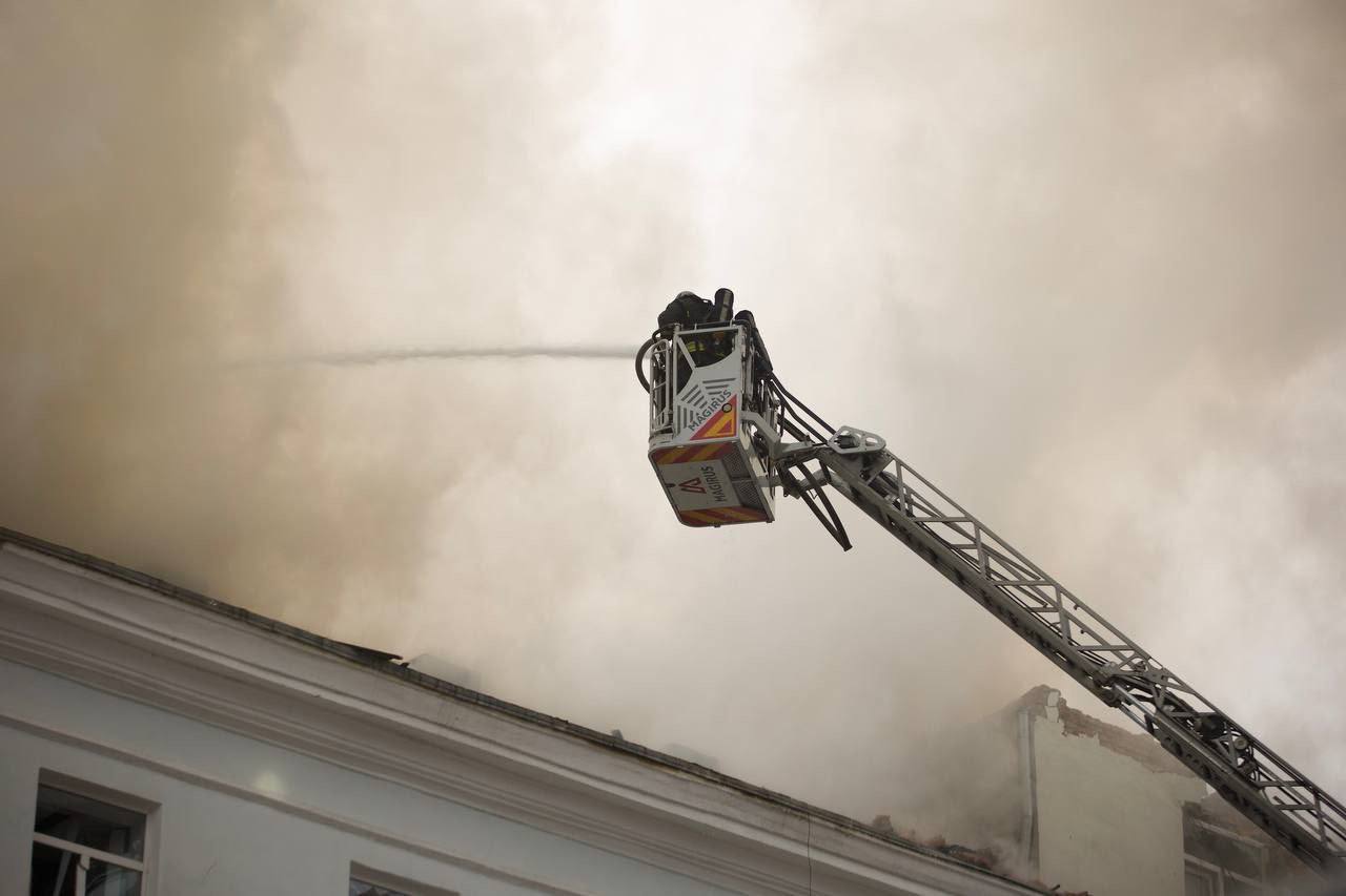 Росія вдарила дронами по середмістю Дніпра: що відомо на зараз