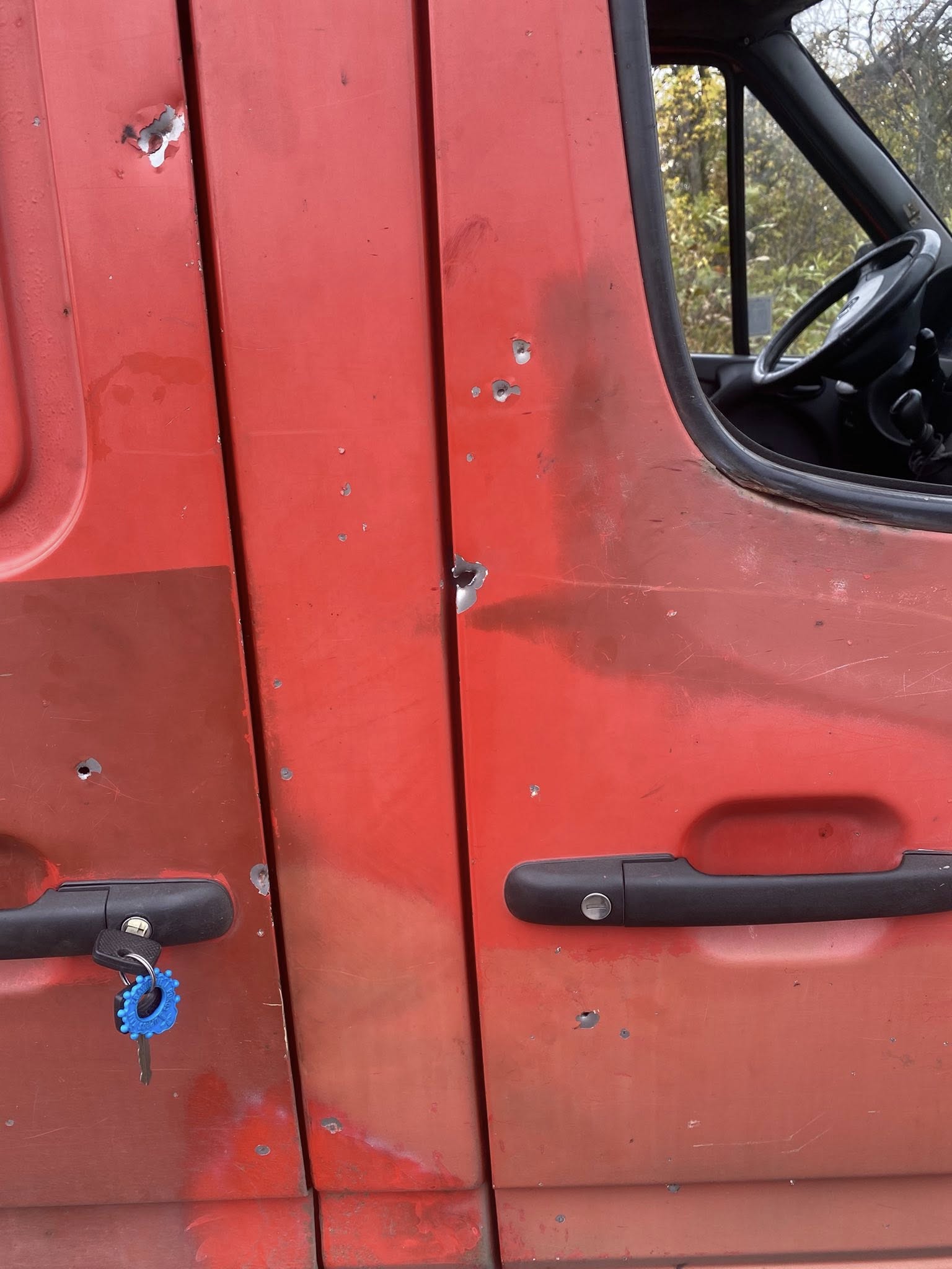 На Донеччині дрони атакували авто криворізького волонтера під час евакуації