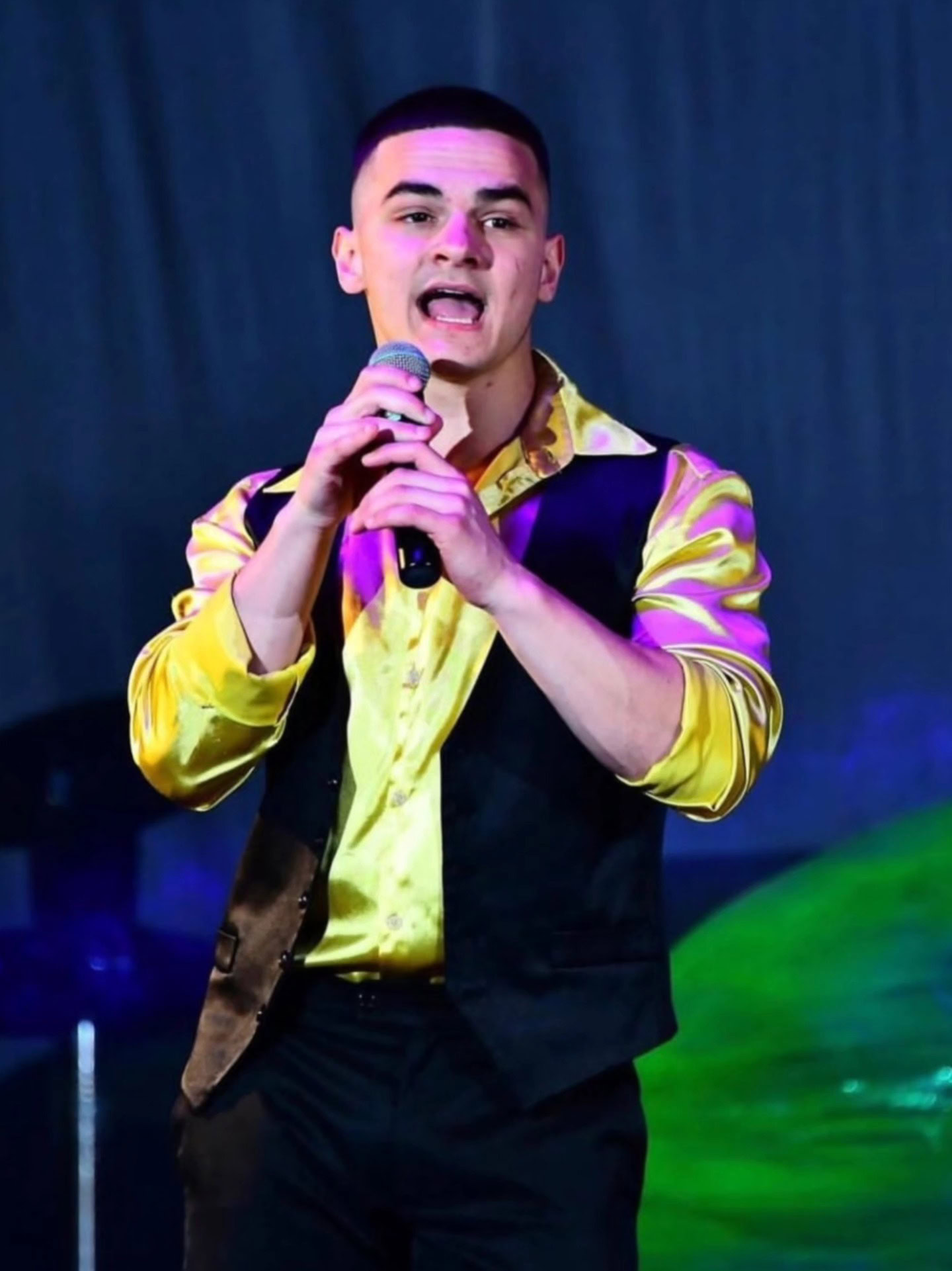 У Дніпрі попрощаються з 21-річним вокалістом, який загинув на фронті