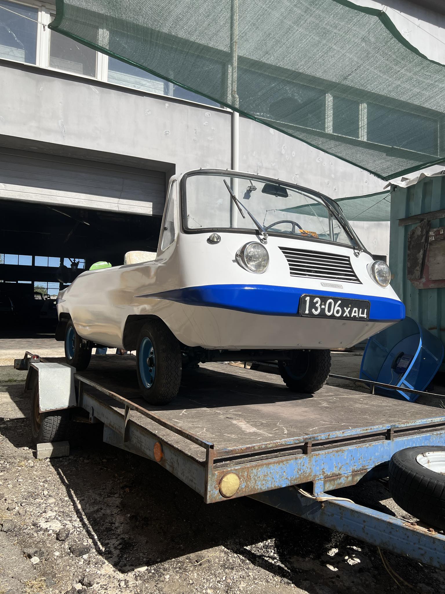 У Дніпрі проведуть осінній автопробіг ретроавтівок, деякі з них навіть попливуть