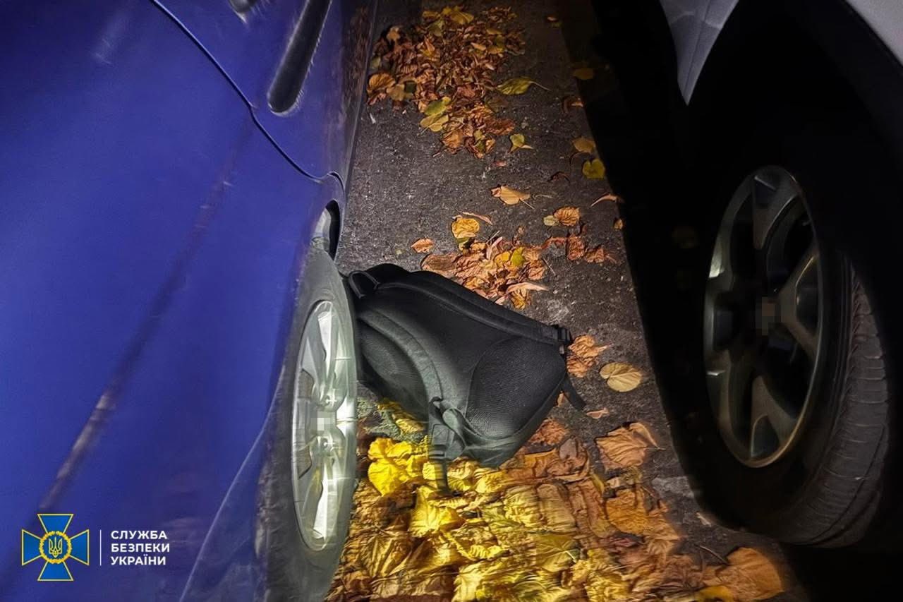 СБУ затримала харків’янку, яка планувала підірвати авто поліцейського у Дніпрі