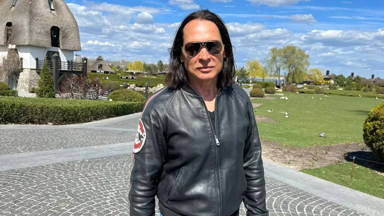 Міська рада Дніпра хоче знести дамби, причали та містки яхт-клубу