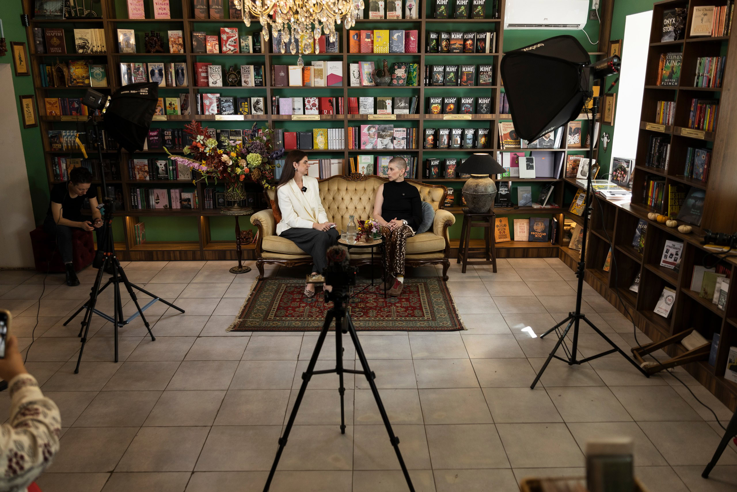 Натисни щоб дізнатись більше про: «Вайб Детройта». До Дніпра вперше завітала блогерка та письменниця Катя Бльостка