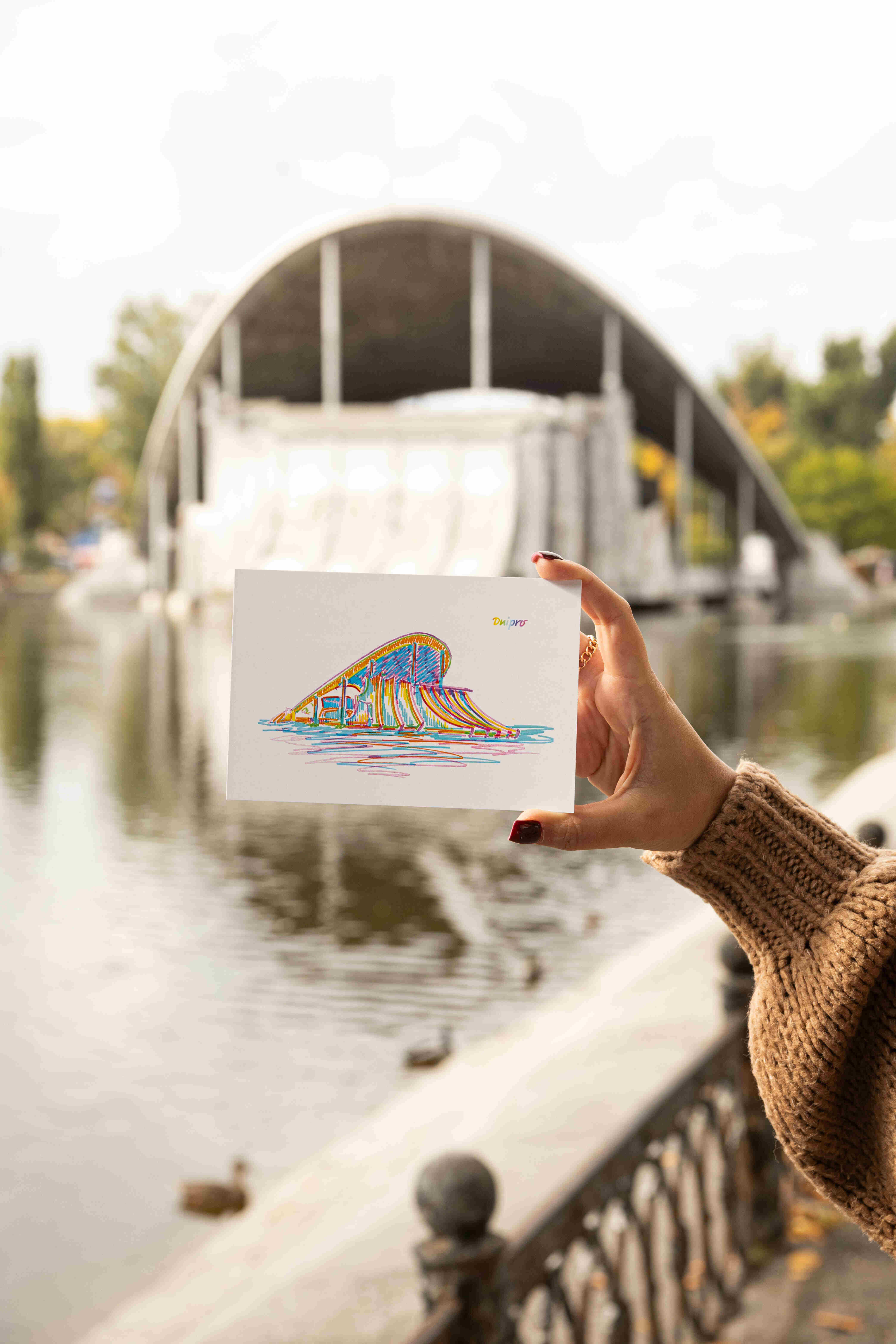 У Дніпрі презентували унікальні листівки, створені студентами