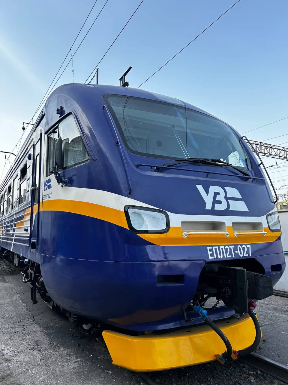 На маршрутах Дніпра з’явиться новий модернізований електропоїзд «Борсук»