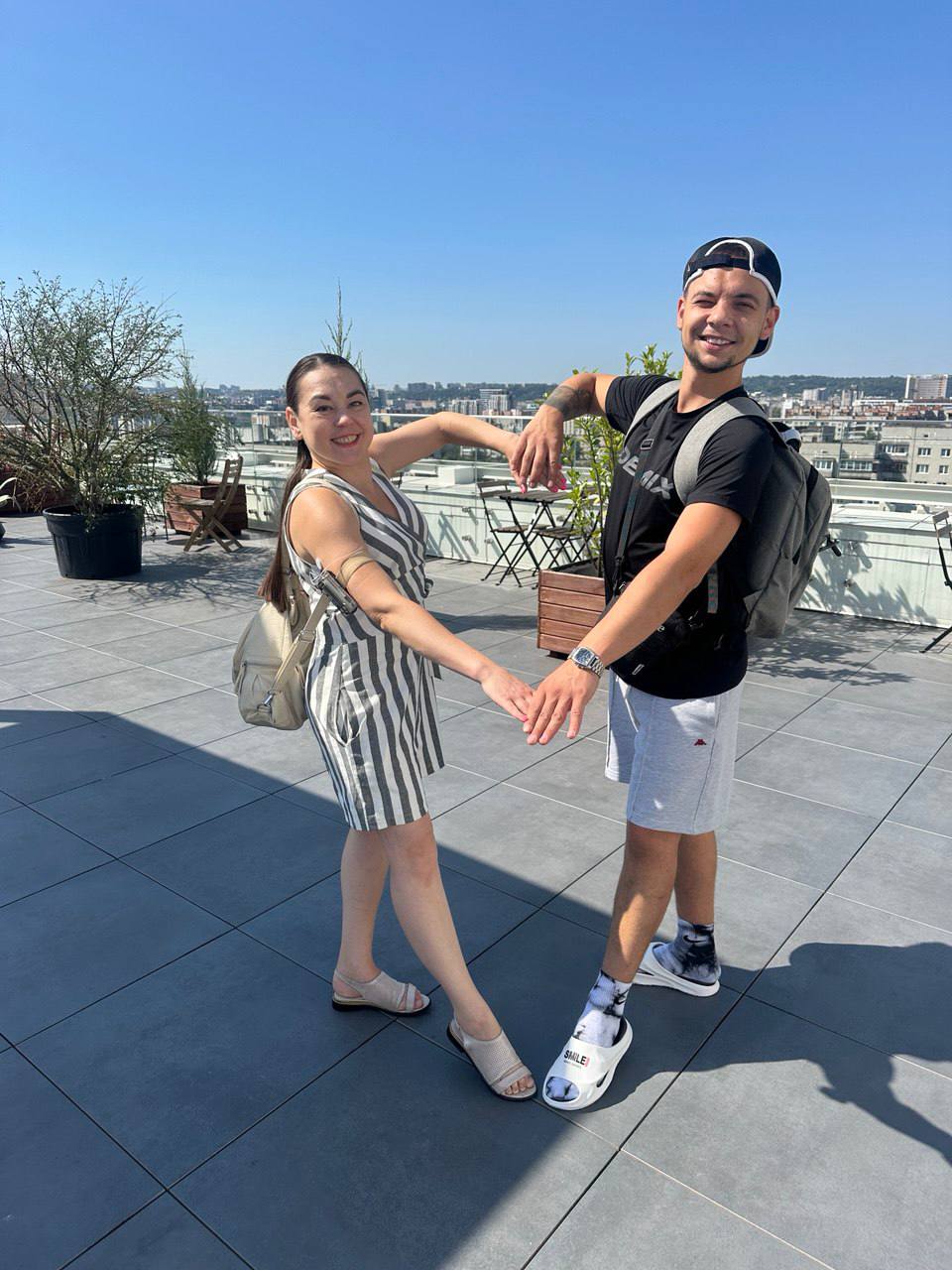 Дніпрянка, якій брат віддав свою нирку, проходить реабілітацію після трансплантації