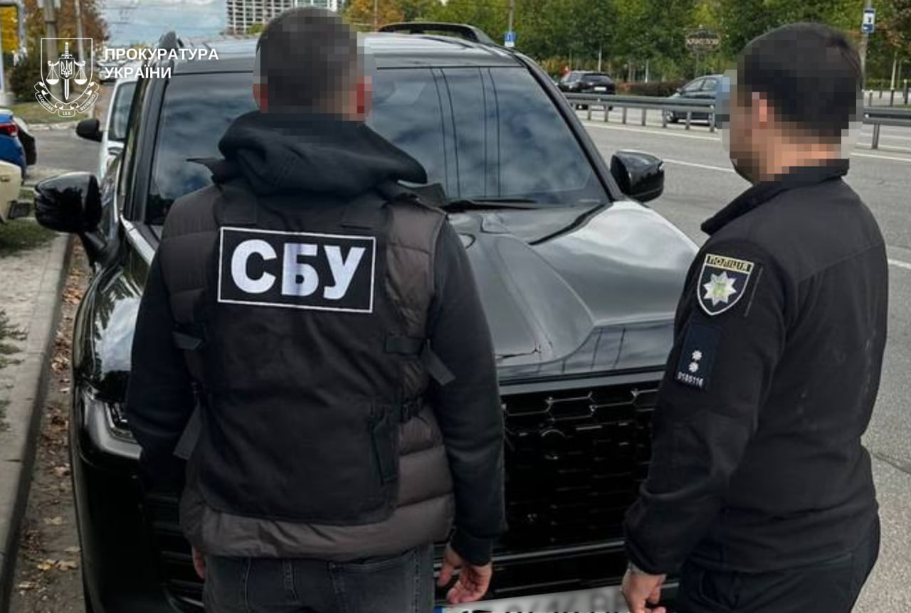 «Прописка» за 1000$: у Дніпрі викрили жінку, яка змінювала місце реєстрації військовозобов’язаних