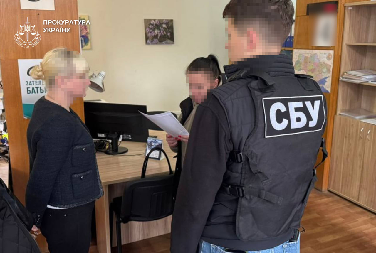 «Прописка» за 1000$: у Дніпрі викрили жінку, яка змінювала місце реєстрації військовозобов’язаних