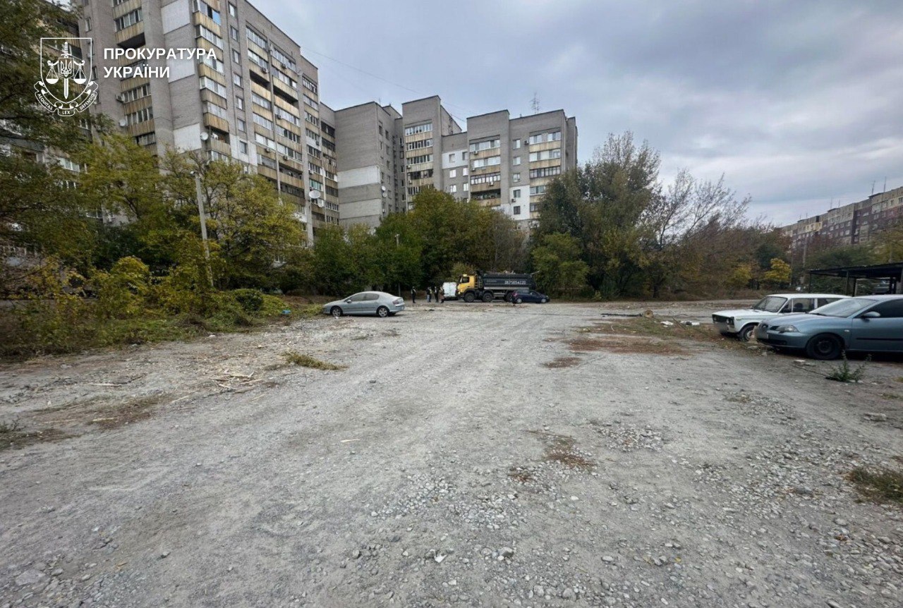 У Дніпрі демонтували незаконну стоянку вартістю майже 4 млн грн