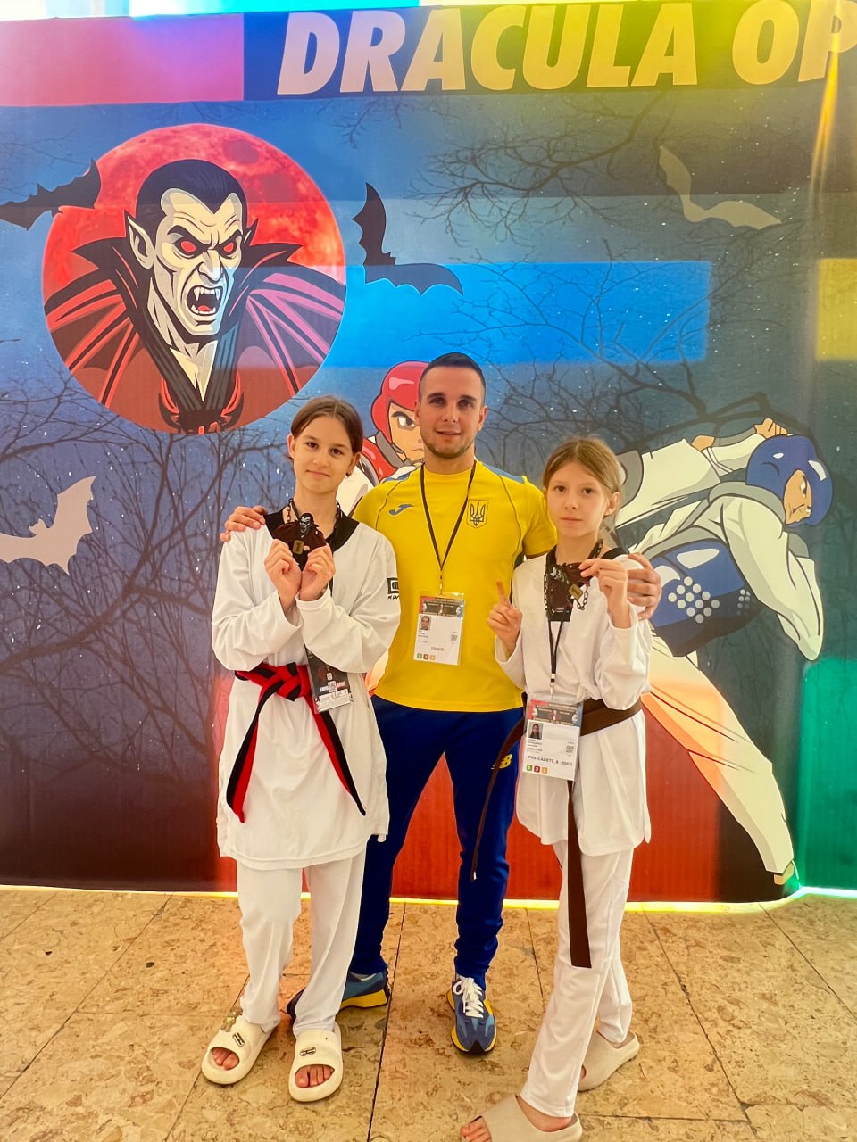 Юні тхеквондистки з Самару вибороли два «золота» на міжнародному турнірі в Румунії