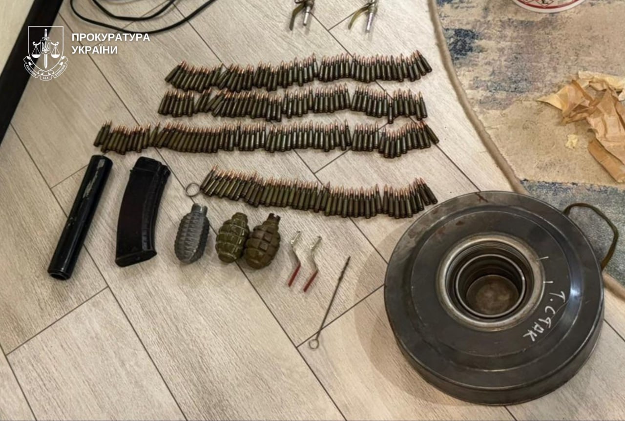 У Дніпрі затримали двох чоловіків, які передавали ФСБ координати критичних об’єктів міста