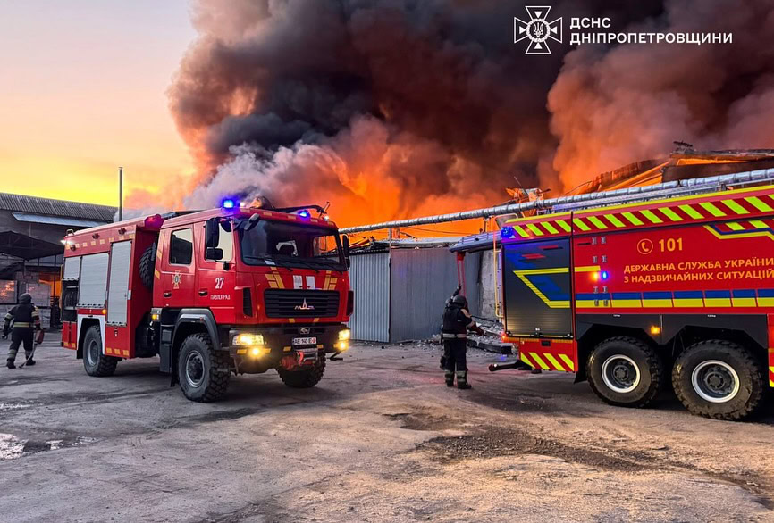 Удар по складу снеків: у Павлограді БПЛА-камікадзе знищив продукцію відомої компанії