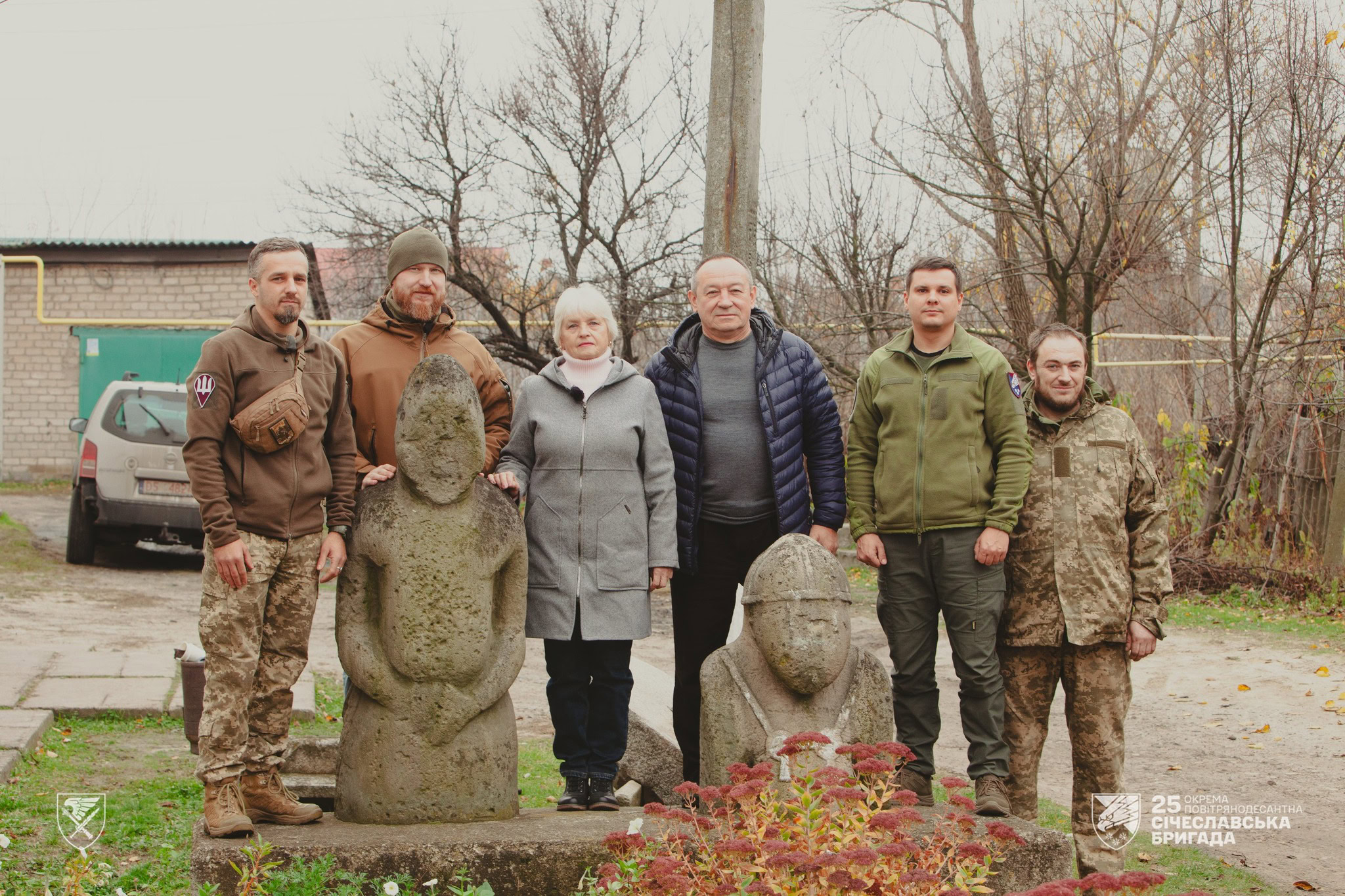 До Дніпра евакуювали половецькі статуї XII–XIII століть з прифронтової зони