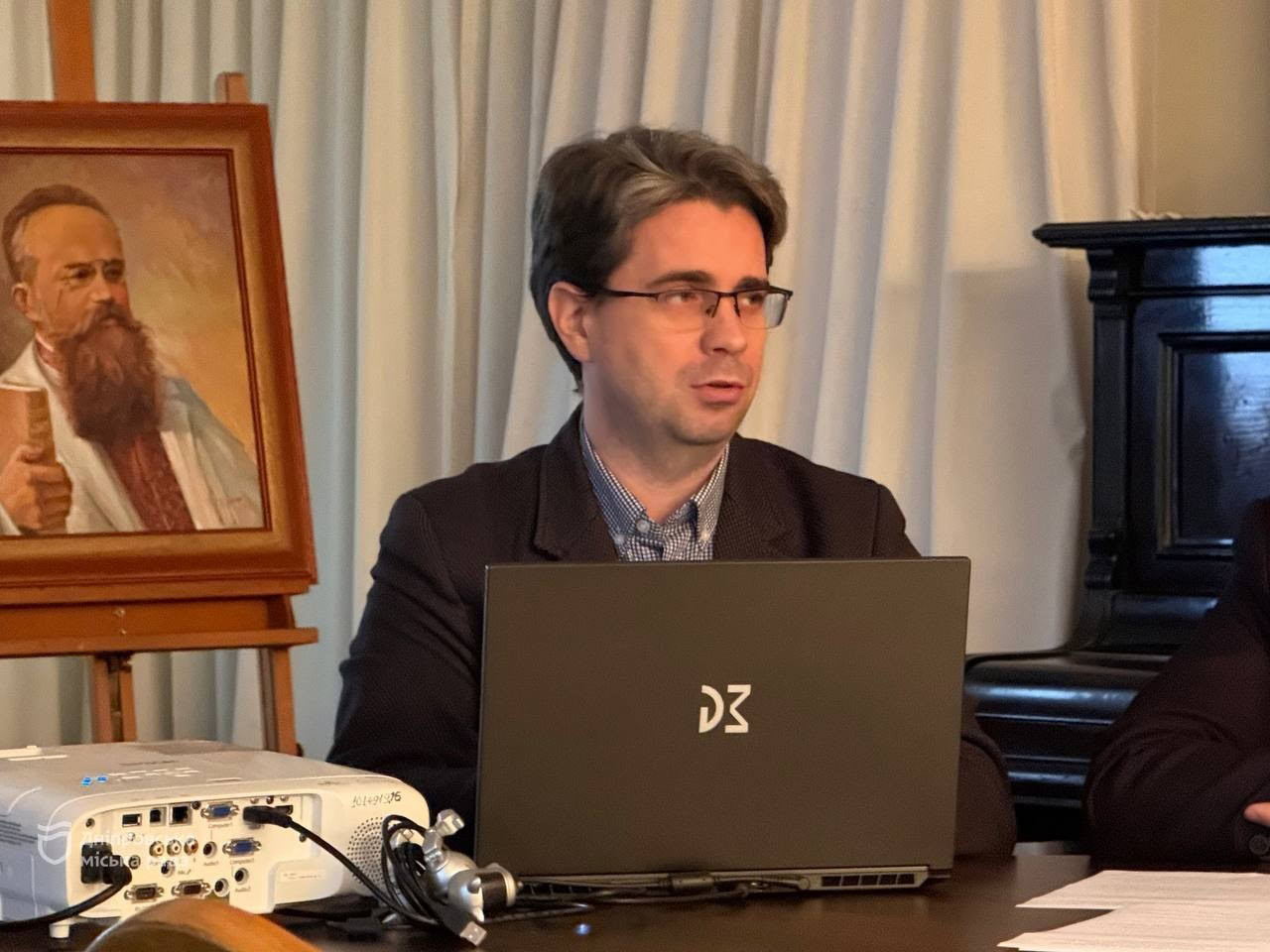 Від імперських міфів до фактів: історики України пропонують передатувати Дніпро