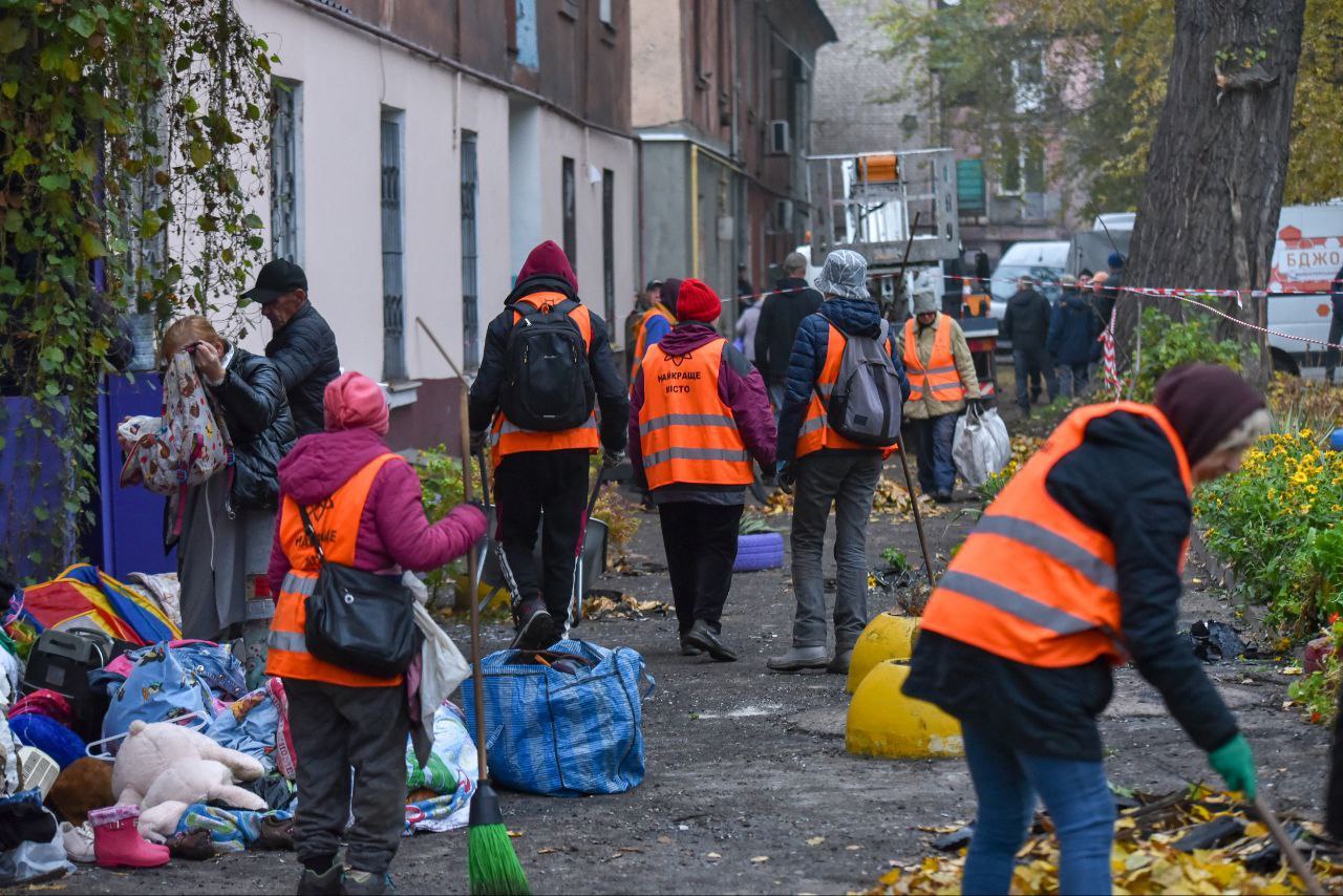 Після атаки на Кам’янське: четверо людей у лікарні, одна постраждала у тяжкому стані
