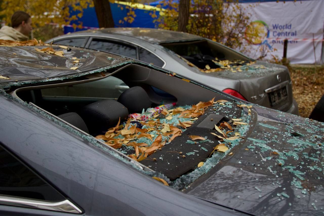 Комбінована атака РФ на Дніпро: пошкоджена багатоповерхівка, є загиблі та поранені