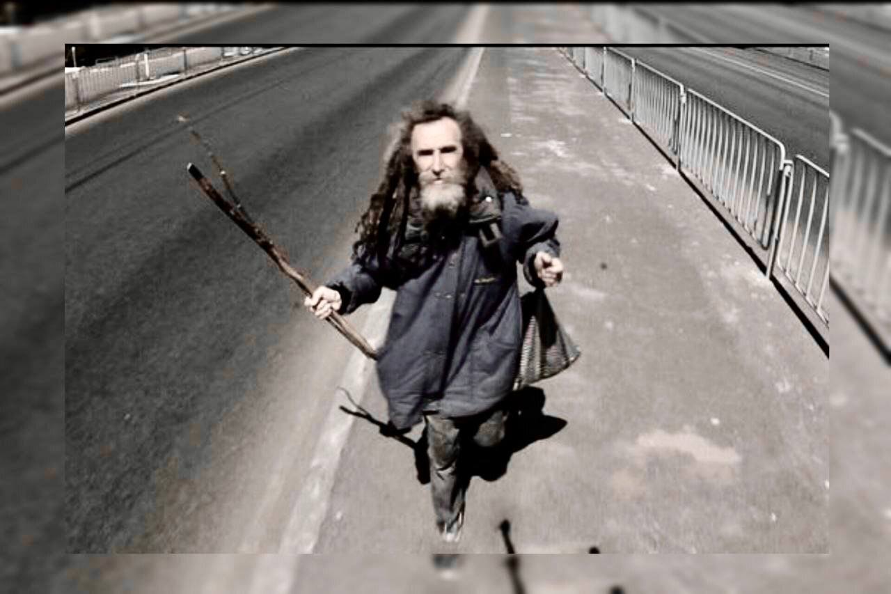 У пам’ять про бігуна: в Дніпрі з’явиться мініскульптура  міського «Фореста Гампа»